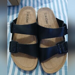 Kidmi Women's Black Sandals Size 36 (US 6/5.5). NWT/Never Used.